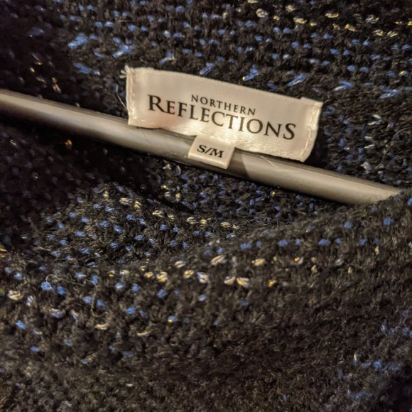 S/M poncho - Picture 2 of 3